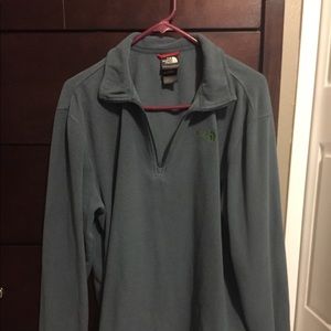 Men’s North Face 1/4 zip fleece pullover